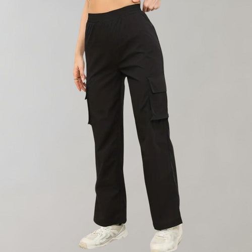 Women's cargo pants with flap pockets